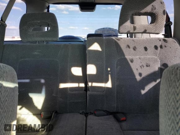 ✅ 1997 Honda CR-V • VIN: JHLRD1858VC065527 • Lot: 82239555. Wystawiony na Copart z przebiegiem 241 496 mil. Bezpłatny archiwum sprzedaży aukcyjnych z USA i szczegółowy raport historii pojazdu na DreamBid. Zdjęcie 10.