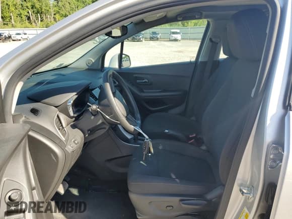 ✅ 2021 Chevrolet Trax LS • VIN: KL7CJNSB4MB342631 • Lot: 65263285. Listed on Copart with 22,447 mi. Free auction sales archive from the USA and detailed vehicle history report at DreamBid. Image 7.