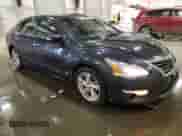 2015 Nissan Altima S with VIN 1N4AL3AP6FC202251, listed as a Copart auction lot 71971725 with 174,448 mi miles and Salvage title. Bid and sale history available at DreamBid. Image 4.