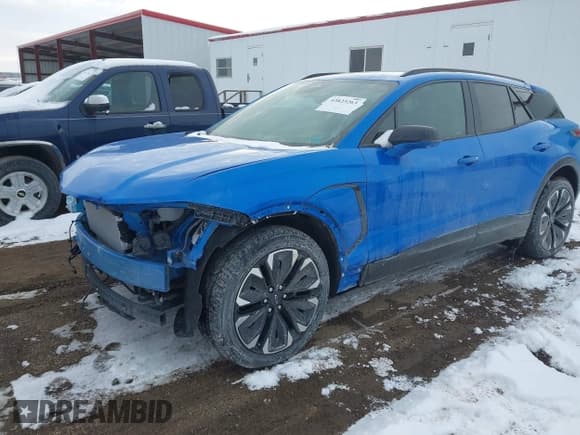 ✅ 2024 Chevrolet Blazer EV eAWD RS • VIN: 3GNKDCRJ4RS217512 • Лот: 43823263. Опубликован ранее на IAAI с пробегом 4 132 миль. Бесплатный доступ к архиву аукционных продаж из США и подробный отчёт об истории автомобиля на DreamBid. Изображение 2.