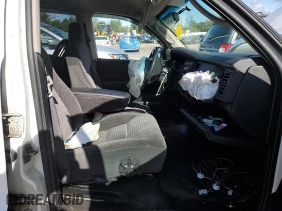 ✅ 2001 Dodge Durango • VIN: 1B4HS28Z41F646455 • Лот: 70812905. Опубликован ранее на Copart с пробегом 118 674 миль. Бесплатный доступ к архиву аукционных продаж из США и подробный отчёт об истории автомобиля на DreamBid. Изображение 7.