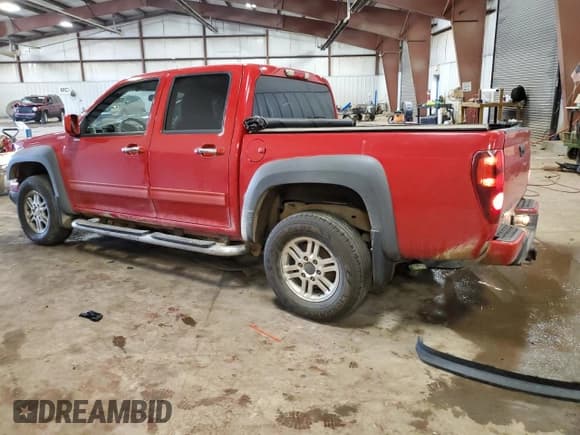 ✅ 2011 Chevrolet Colorado 1LT • VIN: 1GCHTCFE1B8140237 • Лот: 64988685. Опубликован ранее на Copart с пробегом 108 721 миль. Бесплатный доступ к архиву аукционных продаж из США и подробный отчёт об истории автомобиля на DreamBid. Изображение 2.