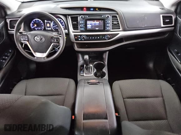 ✅ 2019 Toyota Highlander LE • VIN: 5TDZZRFH2KS289364 • Lot: 91589825. Listed on Copart with 166,309 mi. Free auction sales archive from the USA and detailed vehicle history report at DreamBid. Image 8.