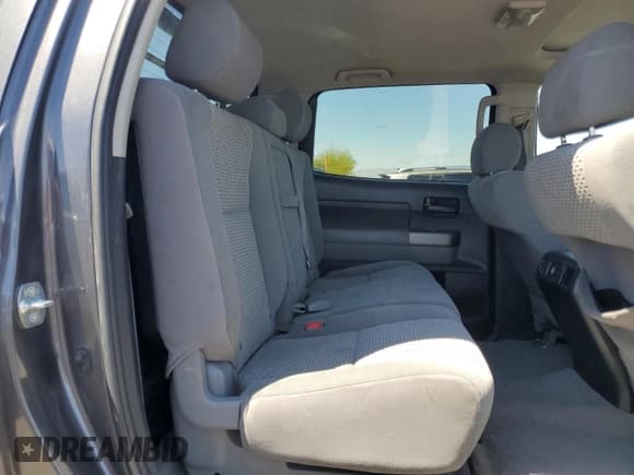 ✅ 2011 Toyota Tundra • VIN: 5TFEY5F16BX112162 • Lot: 66657815. Wystawiony na Copart z przebiegiem 152 959 mil. Bezpłatny archiwum sprzedaży aukcyjnych z USA i szczegółowy raport historii pojazdu na DreamBid. Zdjęcie 10.