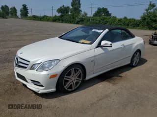 ✅ 2012 Mercedes-Benz E 550 • VIN: WDDKK7DF1CF151401 • Лот: 65022465. Опубликован ранее на Copart с пробегом 67 508 миль. Бесплатный доступ к архиву аукционных продаж из США и подробный отчёт об истории автомобиля на DreamBid. Изображение 1.