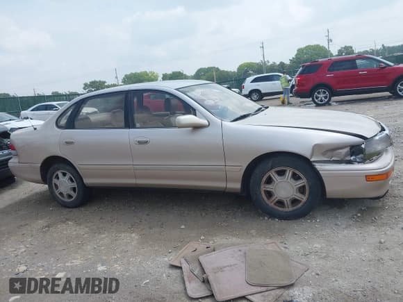 ✅ 1995 Toyota Avalon XL • VIN: 4T1GB10EXSU018393 • Lot: 42891336. Listed on IAAI with 155,709 mi. Free auction sales archive from the USA and detailed vehicle history report at DreamBid. Image 13.