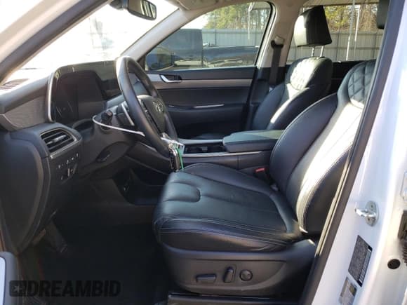 ✅ 2020 Hyundai Palisade SEL • VIN: KM8R34HE9LU118062 • Лот: 41572485. Опубликован ранее на Copart с пробегом 80 010 миль. Бесплатный доступ к архиву аукционных продаж из США и подробный отчёт об истории автомобиля на DreamBid. Изображение 7.