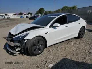 ✅ 2021 Tesla Model 3 Standard Range Plus • VIN: 5YJ3E1EA5MF017695 • Лот: 90584945. Опубликован ранее на Copart с пробегом 50 505 миль. Бесплатный доступ к архиву аукционных продаж из США и подробный отчёт об истории автомобиля на DreamBid. Изображение 1.