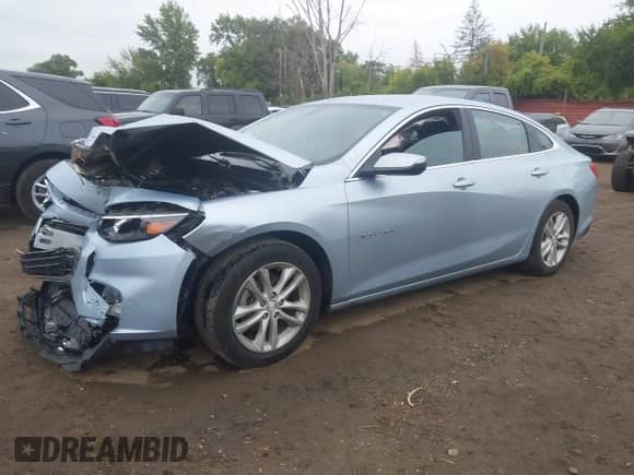 2018 Chevrolet Malibu LT z VIN 1G1ZD5ST8JF206058, wystawiony jako IAAI lot #43398224 z przebiegiem 38 674 mil mil oraz . Historia ofert i sprzedaży dostępna na DreamBid. Obrazek 16.