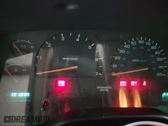 ✅ 2002 Dodge Dakota • VIN: 1B7GG32XX2S510126 • Lot: 80562074. Wystawiony na Copart z przebiegiem 121 890 mil. Bezpłatny archiwum sprzedaży aukcyjnych z USA i szczegółowy raport historii pojazdu na DreamBid. Zdjęcie 9.