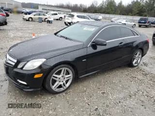 ✅ 2012 Mercedes-Benz E 550 • VIN: WDDKJ7DB3CF149584 • Лот: 44063635. Опубликован ранее на Copart с пробегом 172 435 миль. Бесплатный доступ к архиву аукционных продаж из США и подробный отчёт об истории автомобиля на DreamBid. Изображение 1.