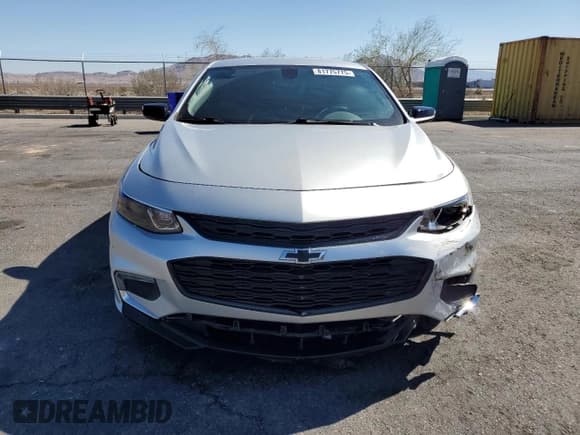 ✅ 2018 Chevrolet Malibu LT • VIN: 1G1ZD5ST5JF120335 • Lot: 81775775. Listed on Copart with 34,664 mi. Free auction sales archive from the USA and detailed vehicle history report at DreamBid. Image 5.