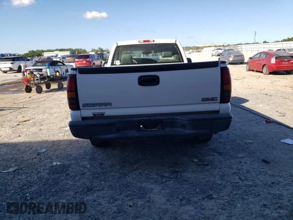✅ 2006 GMC Sierra 1500 Work Truck • VIN: 3GTEC14X36G204886 • Lot: 86640065. Listed on Copart with Not provided. Free auction sales archive from the USA and detailed vehicle history report at DreamBid. Image 6.