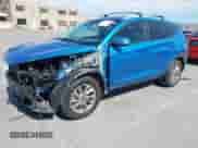 2017 Hyundai Tucson SE Plus с VIN KM8J33A40HU447071, выставлен на аукционе IAAI как лот 42024547 с пробегом 86 406 миль миль и . История ставок и продаж доступна на DreamBid. Изображение 2.