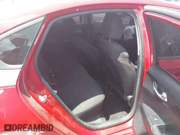 ✅ 2019 Kia Forte LXS • VIN: 3KPF24AD0KE096591 • Lot: 42181156. Listed on IAAI with 121,081 mi. Free auction sales archive from the USA and detailed vehicle history report at DreamBid. Image 8.