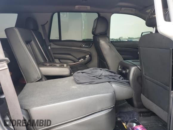 ✅ 2019 GMC Yukon SLT • VIN: 1GKS1BKC7KR226421 • Lot: 55069375. Listed on Copart with 53,321 mi. Free auction sales archive from the USA and detailed vehicle history report at DreamBid. Image 11.