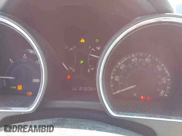 ✅ 2010 Toyota Highlander Limited • VIN: JTEJW3EHXA2045175 • Lot: 43785532. Listed on IAAI with 210,781 mi. Free auction sales archive from the USA and detailed vehicle history report at DreamBid. Image 7.