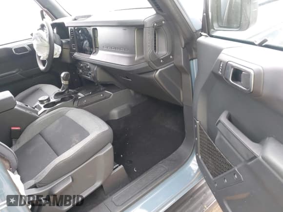 ✅ 2025 Ford Bronco • VIN: 1FMDE6BHXSLA94457 • Lot: 43460750. Listed on IAAI with 2,283 mi. Free auction sales archive from the USA and detailed vehicle history report at DreamBid. Image 5.