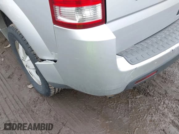 ✅ 2006 Saturn VUE • VIN: 5GZCZ33D66S835888 • Lot: 41513629. Wystawiony na IAAI z przebiegiem 171 887 mil. Bezpłatny archiwum sprzedaży aukcyjnych z USA i szczegółowy raport historii pojazdu na DreamBid. Zdjęcie 6.