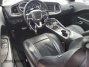 ✅ 2015 Dodge Challenger SXT Plus • VIN: 2C3CDZBG8FH774490 • Lot: 70621494. Wystawiony na Copart z przebiegiem 141 523 mil. Bezpłatny archiwum sprzedaży aukcyjnych z USA i szczegółowy raport historii pojazdu na DreamBid. Zdjęcie 8.