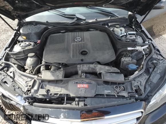 ✅ 2014 Mercedes-Benz E 250 Luxury • VIN: WDDHF9HBXEA904599 • Lot: 54425235. Wystawiony na Copart z przebiegiem 117 094 mil. Bezpłatny archiwum sprzedaży aukcyjnych z USA i szczegółowy raport historii pojazdu na DreamBid. Zdjęcie 11.