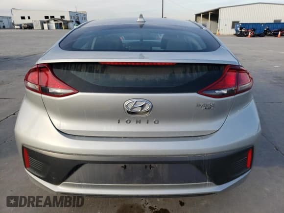 ✅ 2020 Hyundai Ioniq Blue • VIN: KMHC65LC2LU235698 • Lot: 84200664. Wystawiony na Copart z przebiegiem Nie podano. Bezpłatny archiwum sprzedaży aukcyjnych z USA i szczegółowy raport historii pojazdu na DreamBid. Zdjęcie 6.