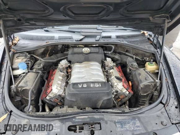 ✅ 2008 Volkswagen Touareg • VIN: WVGCB77L38D045501 • Lot: 72163034. Wystawiony na Copart z przebiegiem Nie podano. Bezpłatny archiwum sprzedaży aukcyjnych z USA i szczegółowy raport historii pojazdu na DreamBid. Zdjęcie 11.