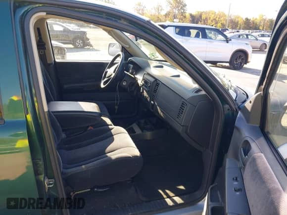 2002 Dodge Dakota SLT z VIN 1B7HL48N82S625237, wystawiony jako IAAI lot #43483399 z przebiegiem 183 405 mil mil oraz . Historia ofert i sprzedaży dostępna na DreamBid. Obrazek 5.