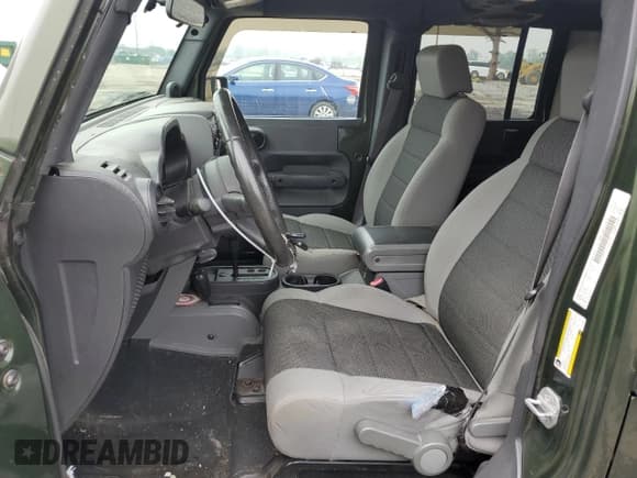 ✅ 2007 Jeep Wrangler X • VIN: 1J4GA39187L206775 • Lot: 60128205. Listed on Copart with 243,826 mi. Free auction sales archive from the USA and detailed vehicle history report at DreamBid. Image 7.