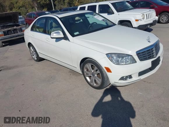 ✅ 2009 Mercedes-Benz C 300 Sport • VIN: WDDGF54X29F217051 • Лот: 43710810. Опубликован ранее на IAAI с пробегом 255 434 миль. Бесплатный доступ к архиву аукционных продаж из США и подробный отчёт об истории автомобиля на DreamBid. Изображение 1.