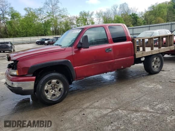 ✅ 2006 Chevrolet Silverado 1500 LT2 • VIN: 1GCEK19B36Z194134 • Лот: 55747775. Опубликован ранее на Copart с пробегом 203 836 миль. Бесплатный доступ к архиву аукционных продаж из США и подробный отчёт об истории автомобиля на DreamBid. Изображение 1.