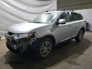 ✅ 2016 Mitsubishi Outlander SE • VIN: JA4AZ3A30GZ052992 • Lot: 82049105. Wystawiony na Copart z przebiegiem 53 953 mil. Bezpłatny archiwum sprzedaży aukcyjnych z USA i szczegółowy raport historii pojazdu na DreamBid. Zdjęcie 1.
