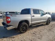 ✅ 2019 Toyota Tundra SR5 • VIN: 5TFEY5F18KX248583 • Лот: 82238605. Опубликован ранее на Copart с пробегом 125 673 миль. Бесплатный доступ к архиву аукционных продаж из США и подробный отчёт об истории автомобиля на DreamBid. Изображение 3.