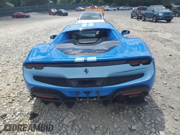 ✅ 2024 Ferrari 296 • VIN: ZFF99SLA8R0304477 • Лот: 61744074. Опубликован ранее на Copart с пробегом Не указан. Бесплатный доступ к архиву аукционных продаж из США и подробный отчёт об истории автомобиля на DreamBid. Изображение 6.