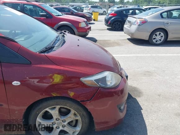 ✅ 2008 Mazda 5 Grand Touring • VIN: JM1CR293480309932 • Lot: 42753245. Wystawiony na IAAI z przebiegiem 146 716 mil. Bezpłatny archiwum sprzedaży aukcyjnych z USA i szczegółowy raport historii pojazdu na DreamBid. Zdjęcie 13.