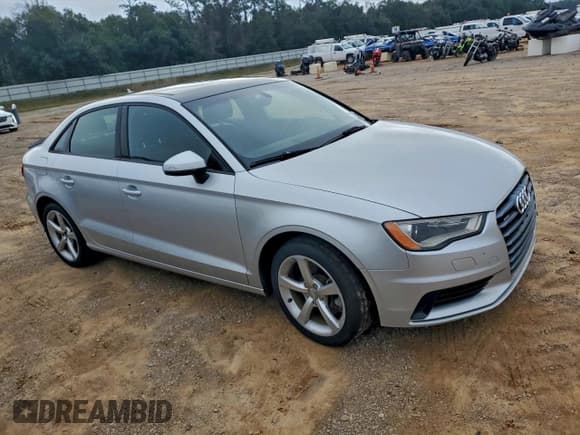 ✅ 2015 Audi A3 Premium • VIN: WAUBFGFF7F1001318 • Lot: 94811565. Listed on Copart with 154,084 mi. Free auction sales archive from the USA and detailed vehicle history report at DreamBid. Image 4.