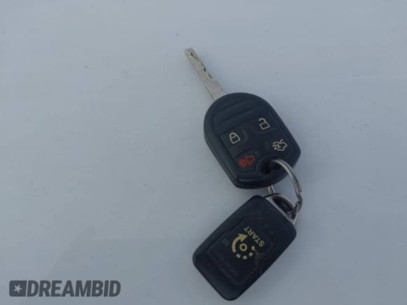 ✅ 2015 Ford Fiesta SE • VIN: 3FADP4EJ9FM105346 • Lot: 43641838. Wystawiony na IAAI z przebiegiem 158 877 mil. Bezpłatny archiwum sprzedaży aukcyjnych z USA i szczegółowy raport historii pojazdu na DreamBid. Zdjęcie 11.