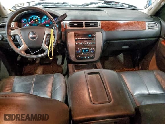 ✅ 2011 GMC Sierra 1500 SLT • VIN: 3GTP2WE30BG401545 • Лот: 94729085. Опубликован ранее на Copart с пробегом 149 111 миль. Бесплатный доступ к архиву аукционных продаж из США и подробный отчёт об истории автомобиля на DreamBid. Изображение 8.