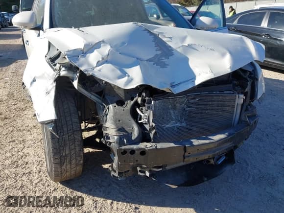 ✅ 2015 Buick Enclave Convenience • VIN: 5GAKRAKD3FJ246257 • Lot: 43669513. Wystawiony na IAAI z przebiegiem 86 477 mil. Bezpłatny archiwum sprzedaży aukcyjnych z USA i szczegółowy raport historii pojazdu na DreamBid. Zdjęcie 6.