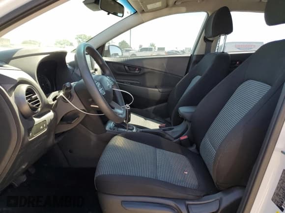 ✅ 2020 Hyundai Kona SE • VIN: KM8K1CAA0LU461030 • Лот: 60094054. Опубликован ранее на Copart с пробегом Не указан. Бесплатный доступ к архиву аукционных продаж из США и подробный отчёт об истории автомобиля на DreamBid. Изображение 7.