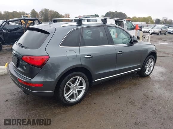✅ 2016 Audi Q5 Premium Plus • VIN: WA1L2AFP6GA126976 • Lot: 43686354. Listed on IAAI with 123,644 mi. Free auction sales archive from the USA and detailed vehicle history report at DreamBid. Image 4.