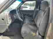 2002 Chevrolet Silverado 1500 LS with VIN 1GCEK14T72Z106860, listed as a Copart auction lot 54909765 with 301,431 mi miles and Salvage title. Bid and sale history available at DreamBid. Image 7.