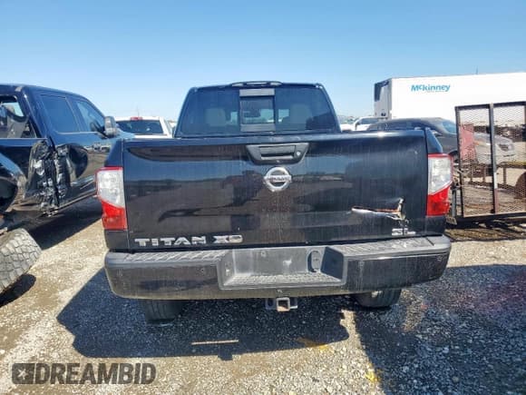 ✅ 2016 Nissan Titan SL • VIN: 1N6BA1F26GN507094 • Lot: 90250815. Wystawiony na Copart z przebiegiem 218 109 mil. Bezpłatny archiwum sprzedaży aukcyjnych z USA i szczegółowy raport historii pojazdu na DreamBid. Zdjęcie 6.