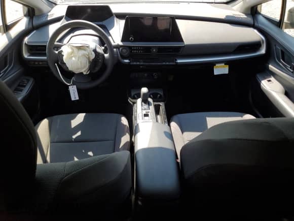 2025 Toyota Prius LE с VIN JTDACAAU6S3057114, выставлен на аукционе Copart как лот 80388475 с пробегом Не указан миль и Списание • Salvage title. История ставок и продаж доступна на DreamBid. Изображение 8.