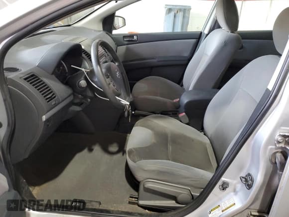 ✅ 2011 Nissan Sentra SR • VIN: 3N1AB6AP1BL691836 • Lot: 84188735. Wystawiony na Copart z przebiegiem 172 532 mil. Bezpłatny archiwum sprzedaży aukcyjnych z USA i szczegółowy raport historii pojazdu na DreamBid. Zdjęcie 7.