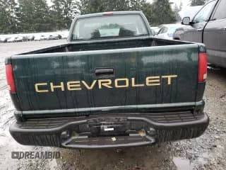 ✅ 2002 Chevrolet S-10 LS • VIN: 1GCCS14WX28227485 • Лот: 87119554. Опубликован ранее на Copart с пробегом 125 873 миль. Бесплатный доступ к архиву аукционных продаж из США и подробный отчёт об истории автомобиля на DreamBid. Изображение 6.
