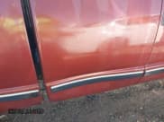 ✅ 1998 Chevrolet Silverado 1500 • VIN: 1GCEK19M2WE205293 • Lot: 43619525. Wystawiony na IAAI z przebiegiem 202 660 mil. Bezpłatny archiwum sprzedaży aukcyjnych z USA i szczegółowy raport historii pojazdu na DreamBid. Zdjęcie 6.