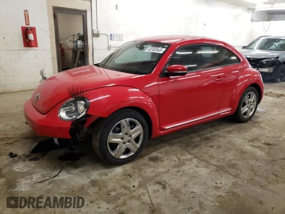 ✅ 2013 Volkswagen Beetle Fender Edition • VIN: 3VWJP7AT4DM670619 • Lot: 43762645. Listed on Copart with 81,229 mi. Free auction sales archive from the USA and detailed vehicle history report at DreamBid. Image 1.