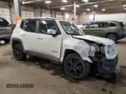 ✅ 2017 Jeep Renegade Limited • VIN: ZACCJBDB8HPF76734 • Lot: 45203425. Wystawiony na Copart z przebiegiem 106 400 mil. Bezpłatny archiwum sprzedaży aukcyjnych z USA i szczegółowy raport historii pojazdu na DreamBid. Zdjęcie 4.