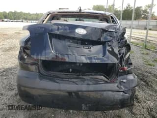 ✅ 2006 Kia Rio • VIN: KNADE123566049276 • Lot: 66114034. Listed on Copart with 283,610 mi. Free auction sales archive from the USA and detailed vehicle history report at DreamBid. Image 6.